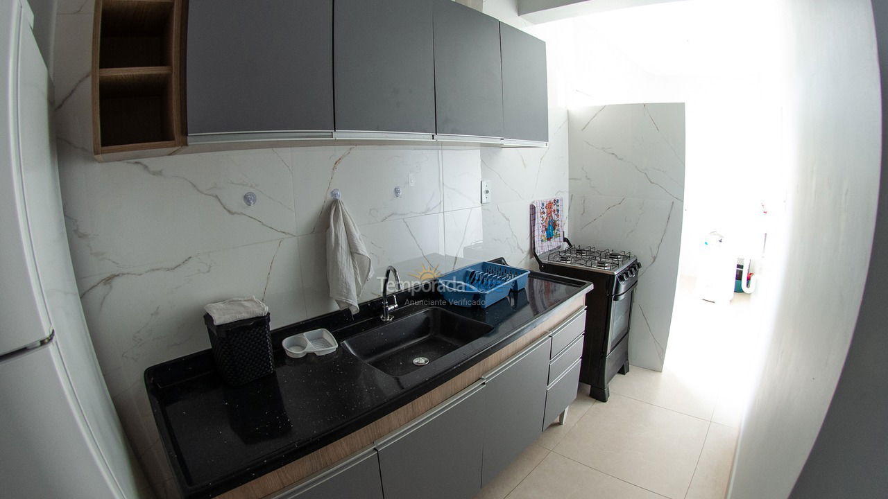 Apartamento para alquiler de vacaciones em Itapoá (Balneário Cambiju)