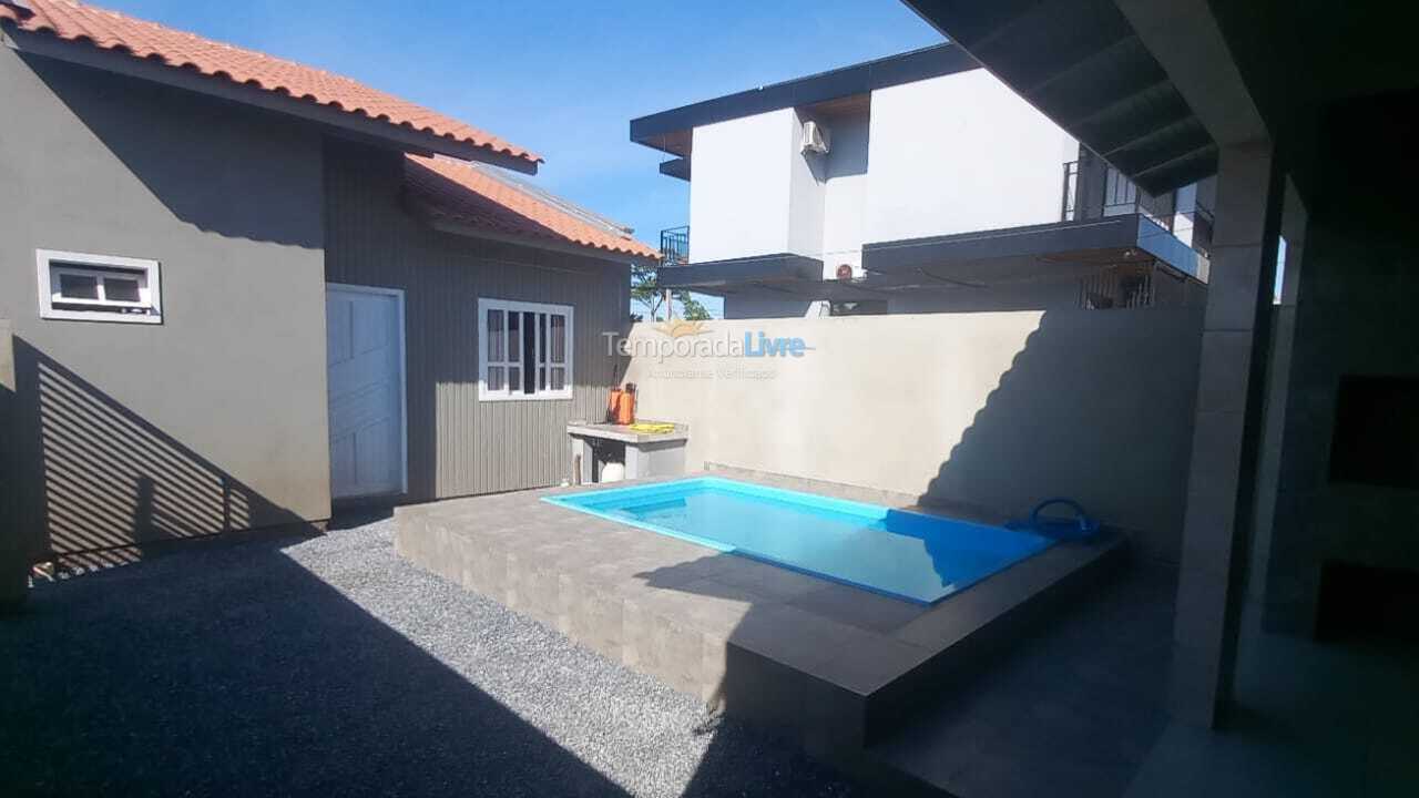 Casa para alquiler de vacaciones em Bombinhas (Mariscal)