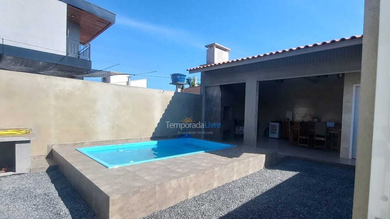 Casa para alquiler de vacaciones em Bombinhas (Mariscal)