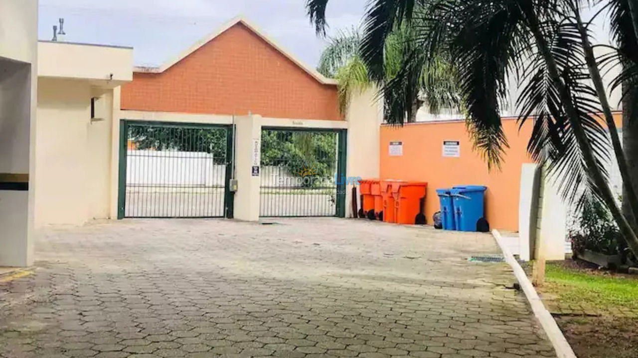 Apartamento para alquiler de vacaciones em Florianopolis (Praia dos Ingleses)