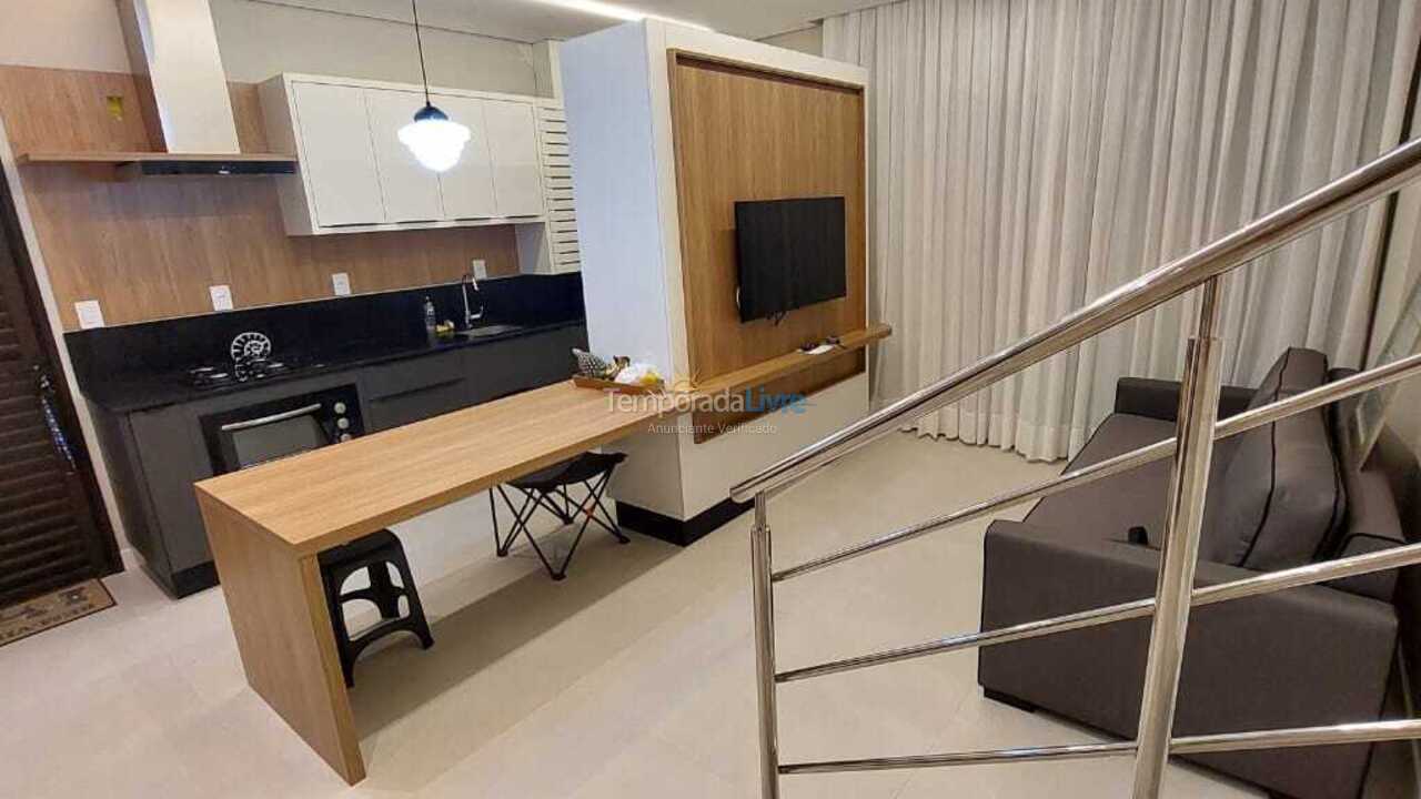 Apartamento para aluguel de temporada em Bombinhas (Bairro Canto Grande Praia de Mariscal)