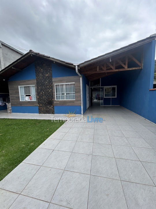 House for vacation rental in Bombinhas (Sertãozinho)