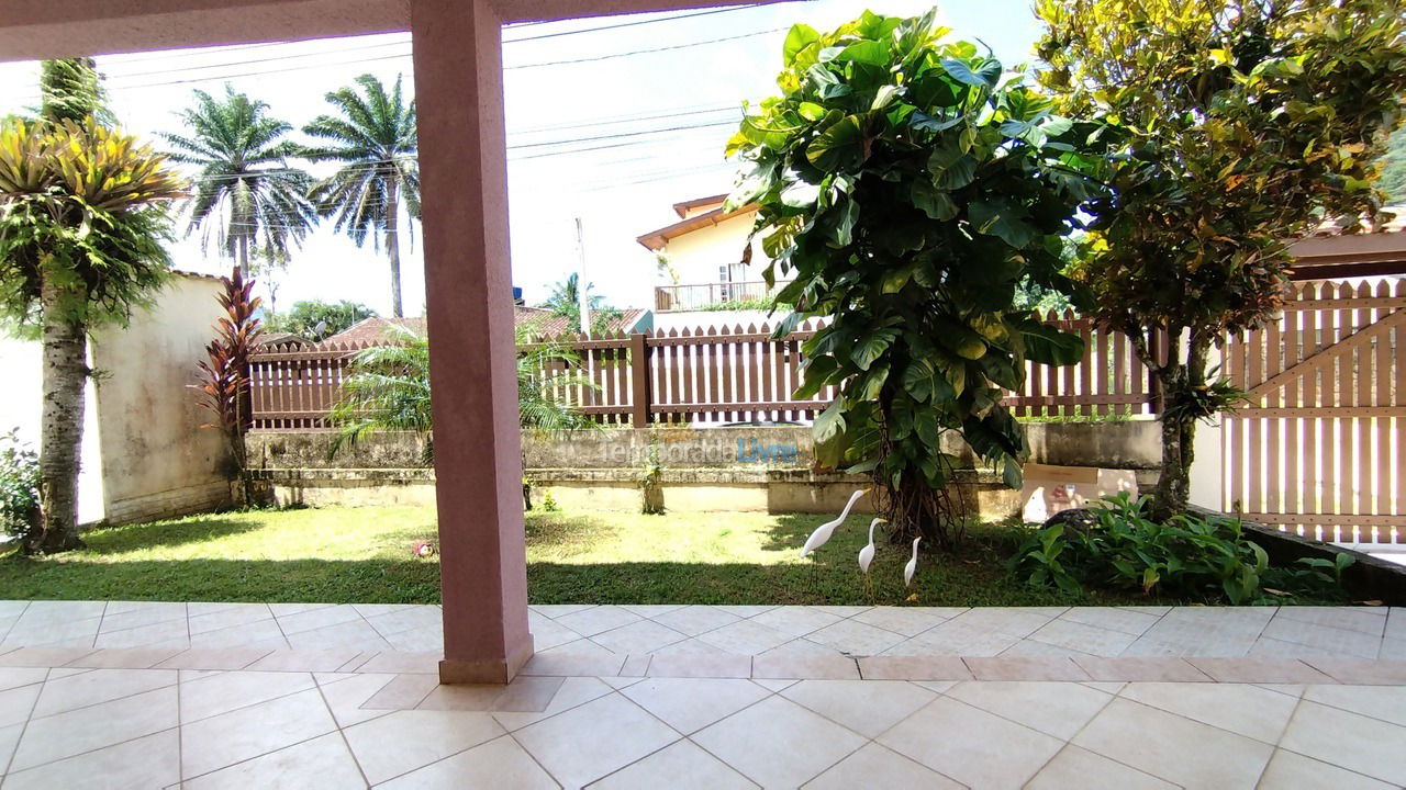 Casa para aluguel de temporada em Ubatuba (Praia do Lázaro)