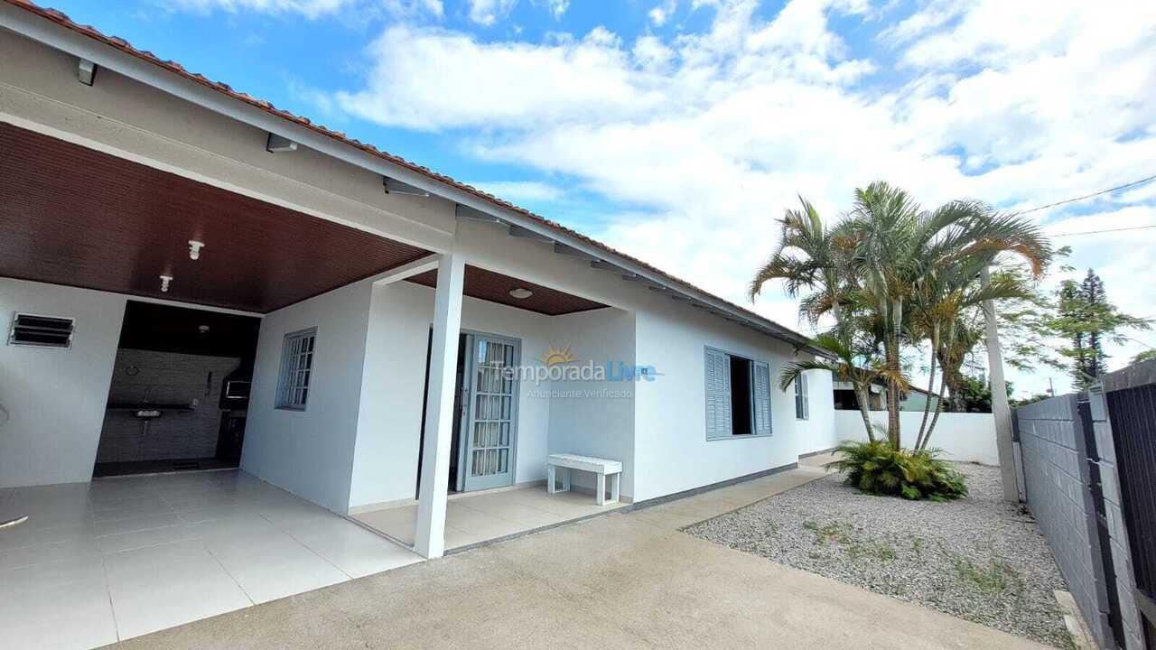 Casa para alquiler de vacaciones em Florianopolis (Canasvieiras)