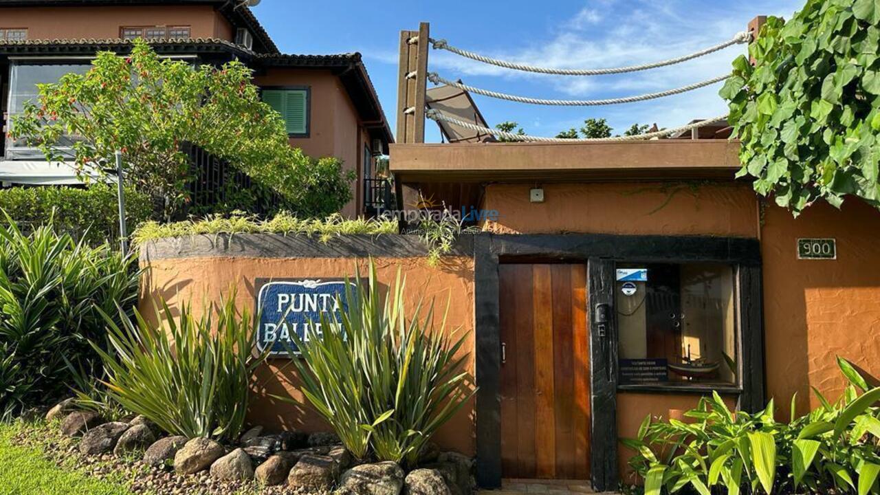 Casa para aluguel de temporada em São Sebastião (Praia da Baleia)