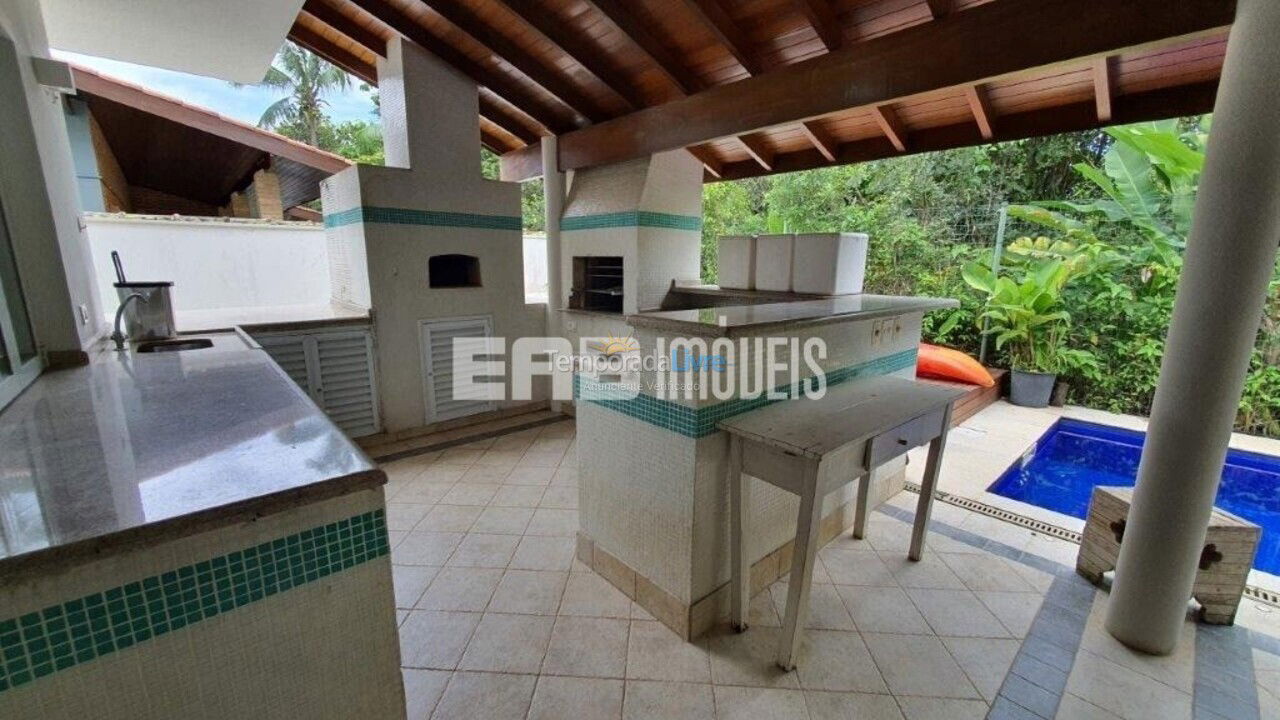 Casa para aluguel de temporada em Ubatuba (Praia de Itamambuca)