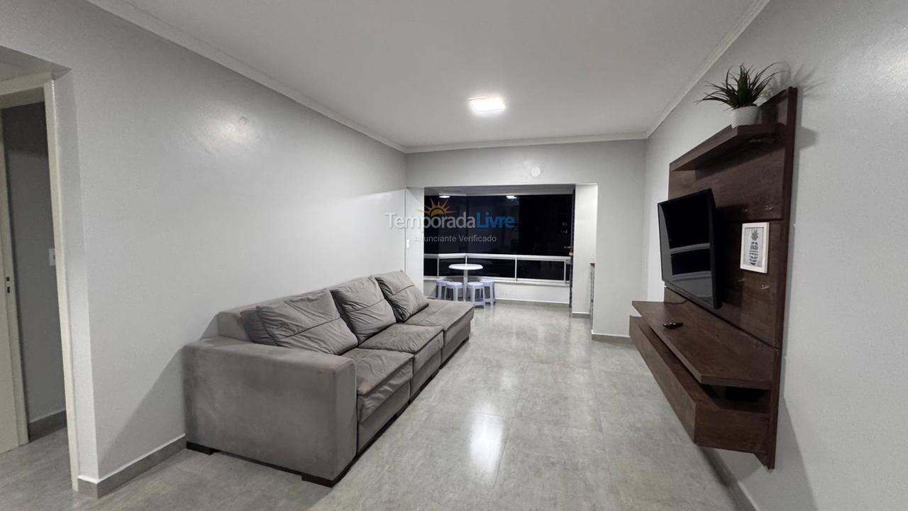 Apartamento para aluguel de temporada em Itapema (Meia Praia)