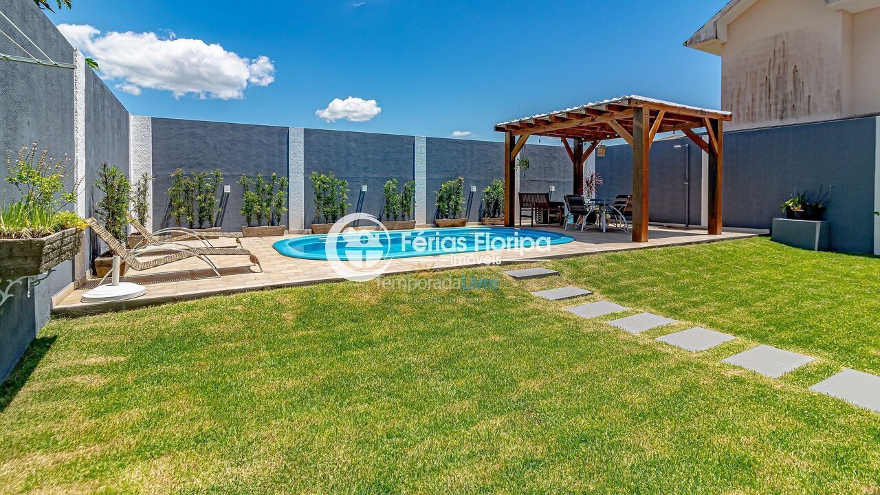 House for vacation rental in Florianopolis (Campeche)