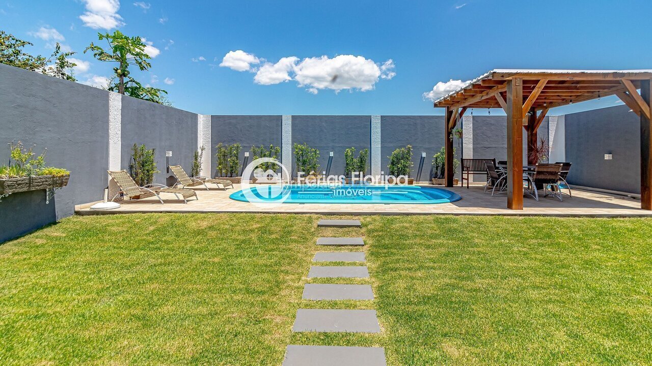 House for vacation rental in Florianopolis (Campeche)
