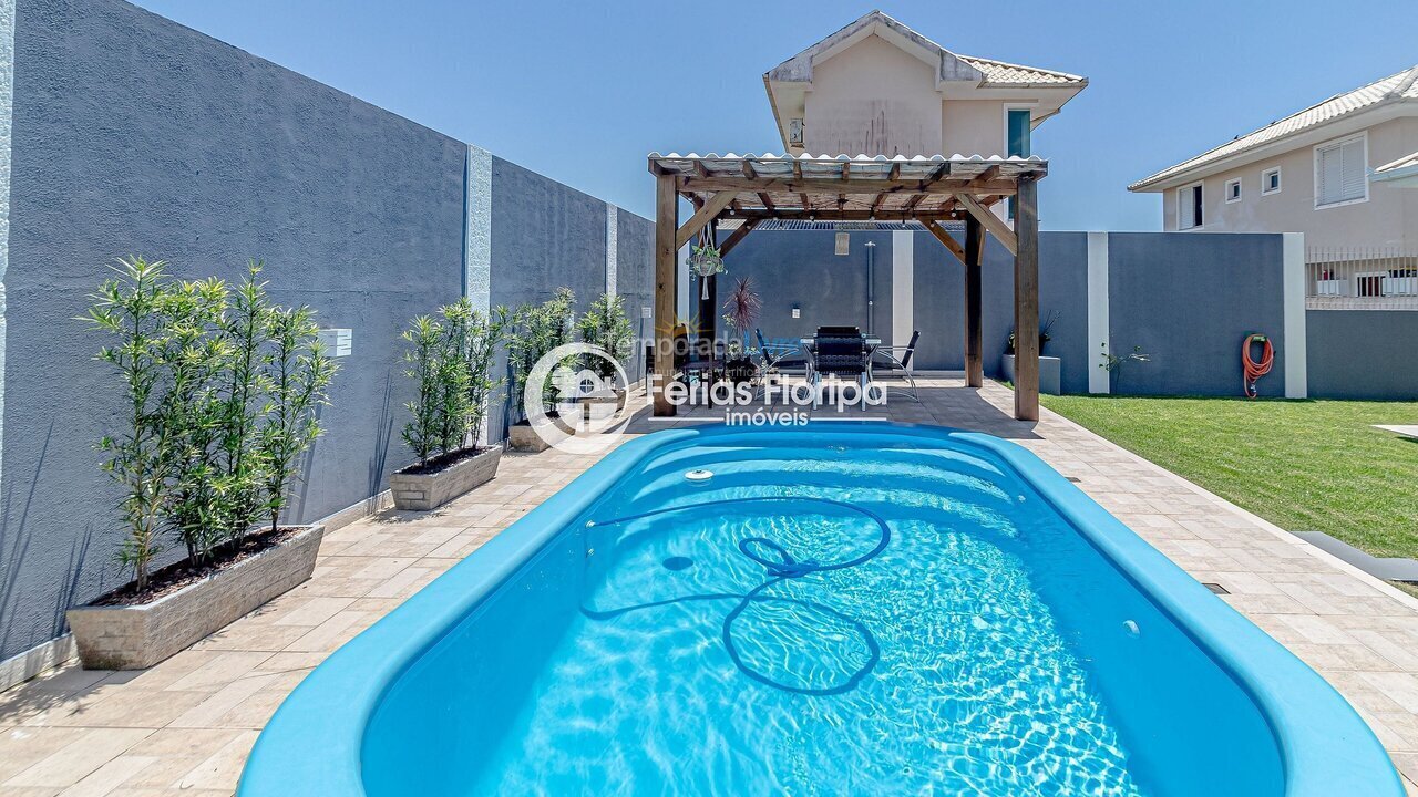 House for vacation rental in Florianopolis (Campeche)