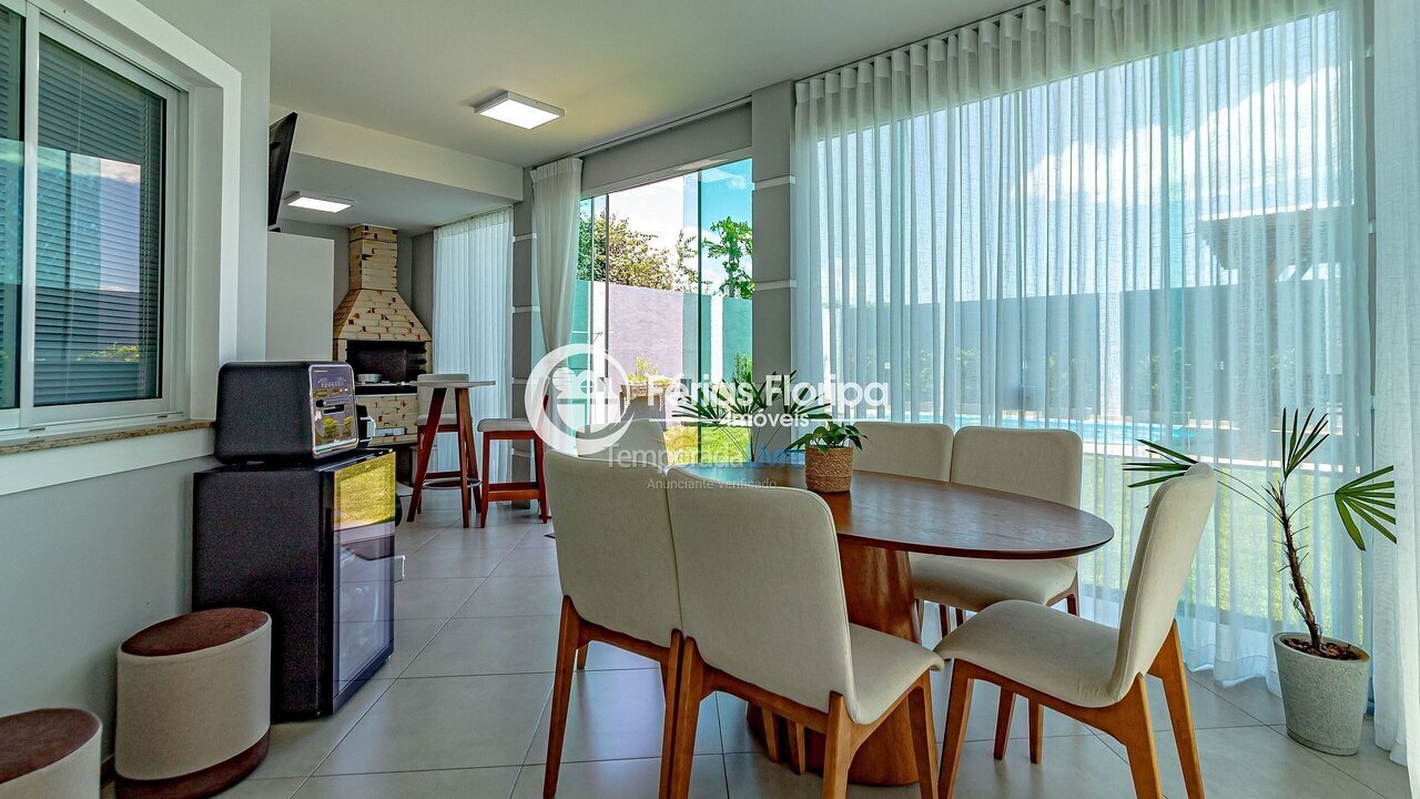 House for vacation rental in Florianopolis (Campeche)