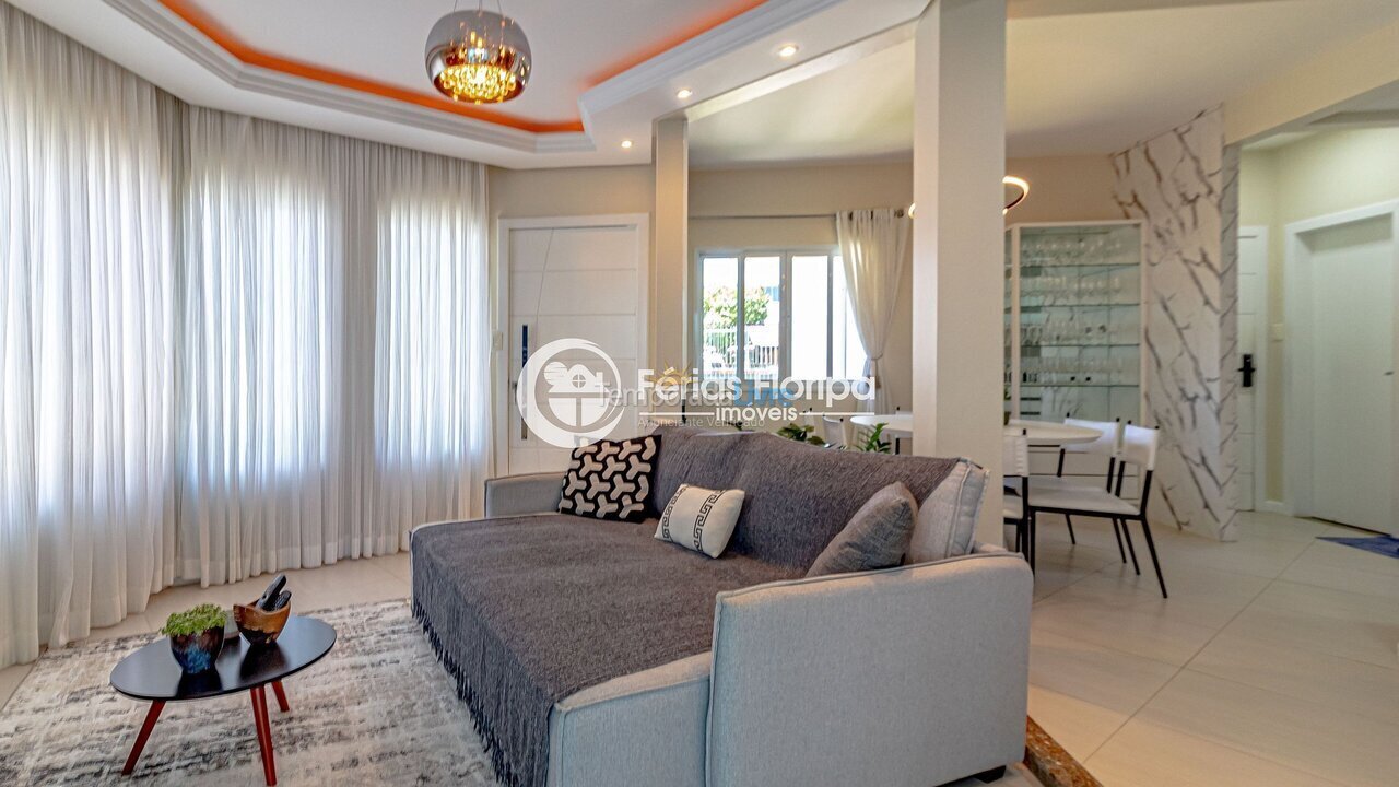 House for vacation rental in Florianopolis (Campeche)