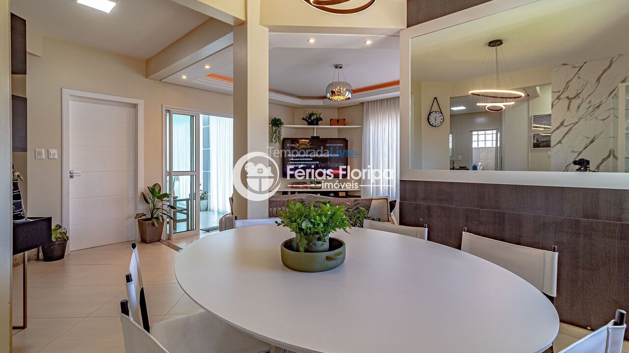 House for vacation rental in Florianopolis (Campeche)
