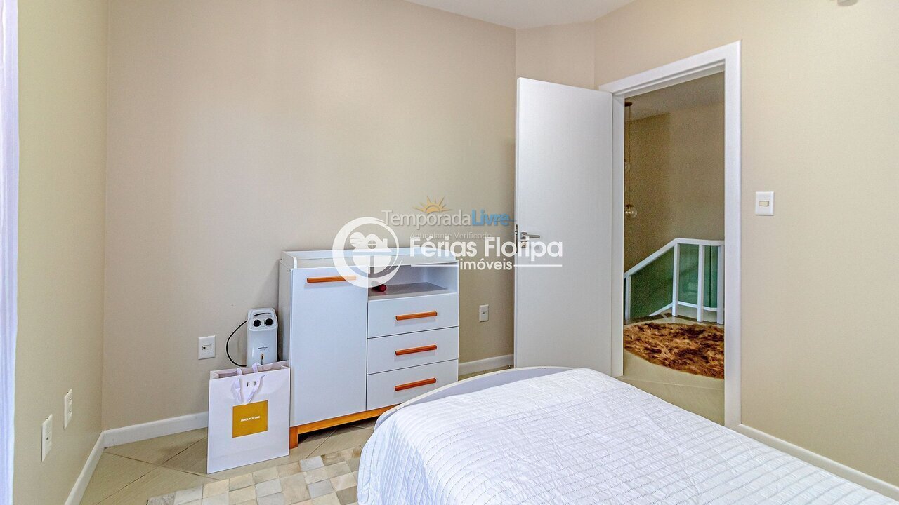 House for vacation rental in Florianopolis (Campeche)