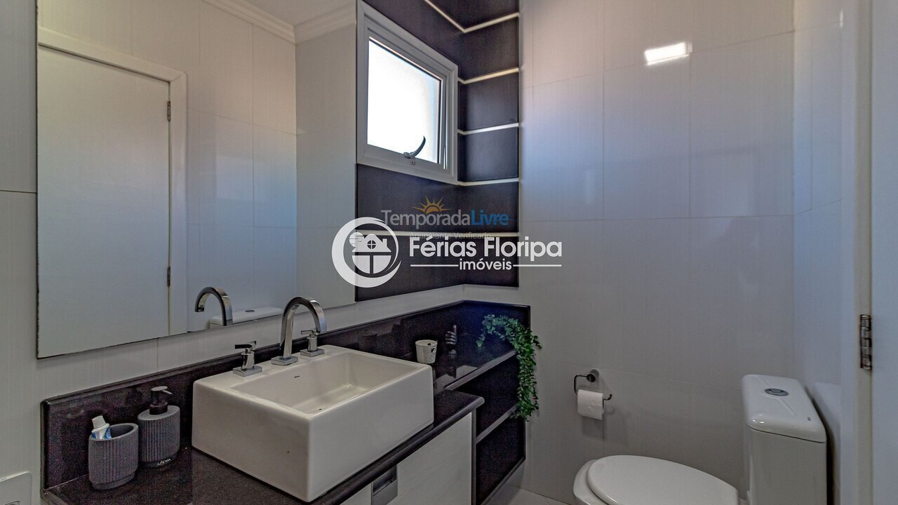 House for vacation rental in Florianopolis (Campeche)