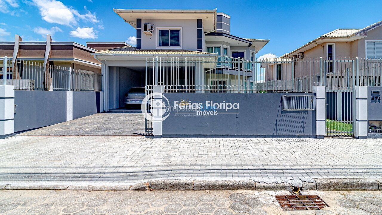 House for vacation rental in Florianopolis (Campeche)