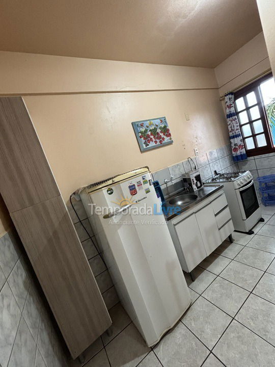 Apartamento para aluguel de temporada em Florianopolis (Campeche)