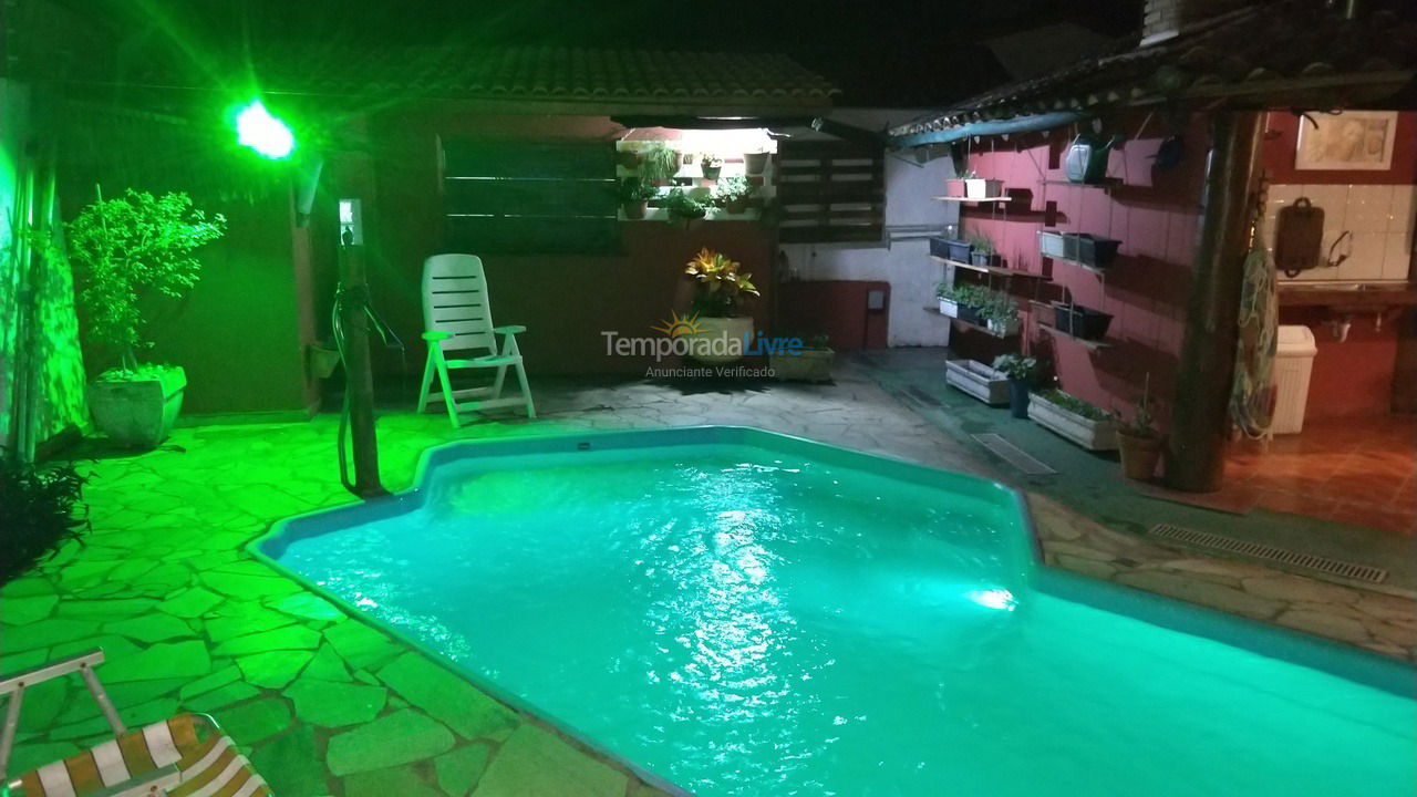 Casa para alquiler de vacaciones em São Sebastião (Praia do Guaeca)