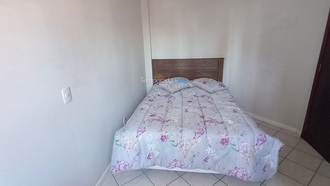 Apartment for vacation rental in Itapema (Meia Praia)