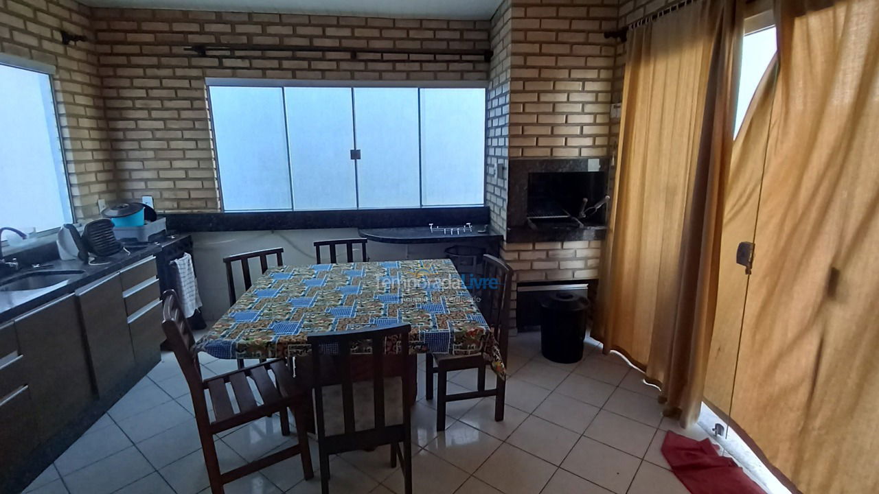 Apartment for vacation rental in Itapema (Meia Praia)