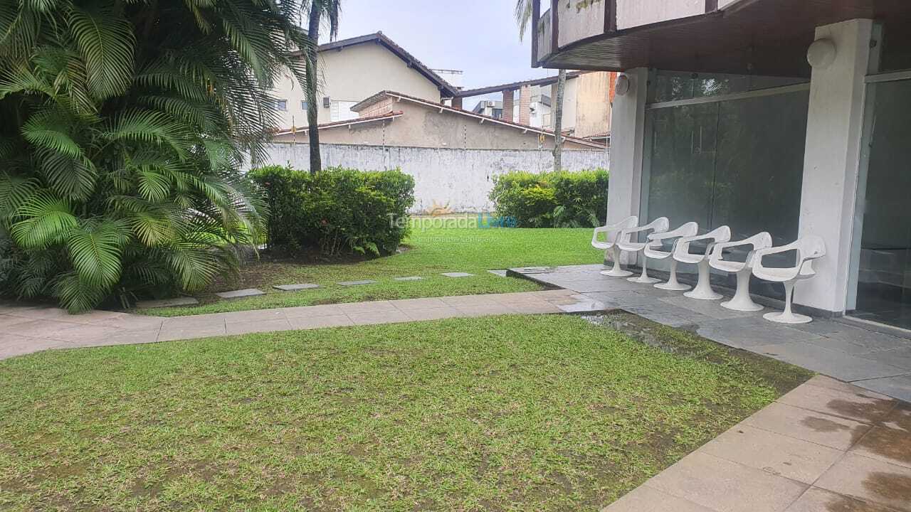 Casa para alquiler de vacaciones em Guarujá (Enseada)