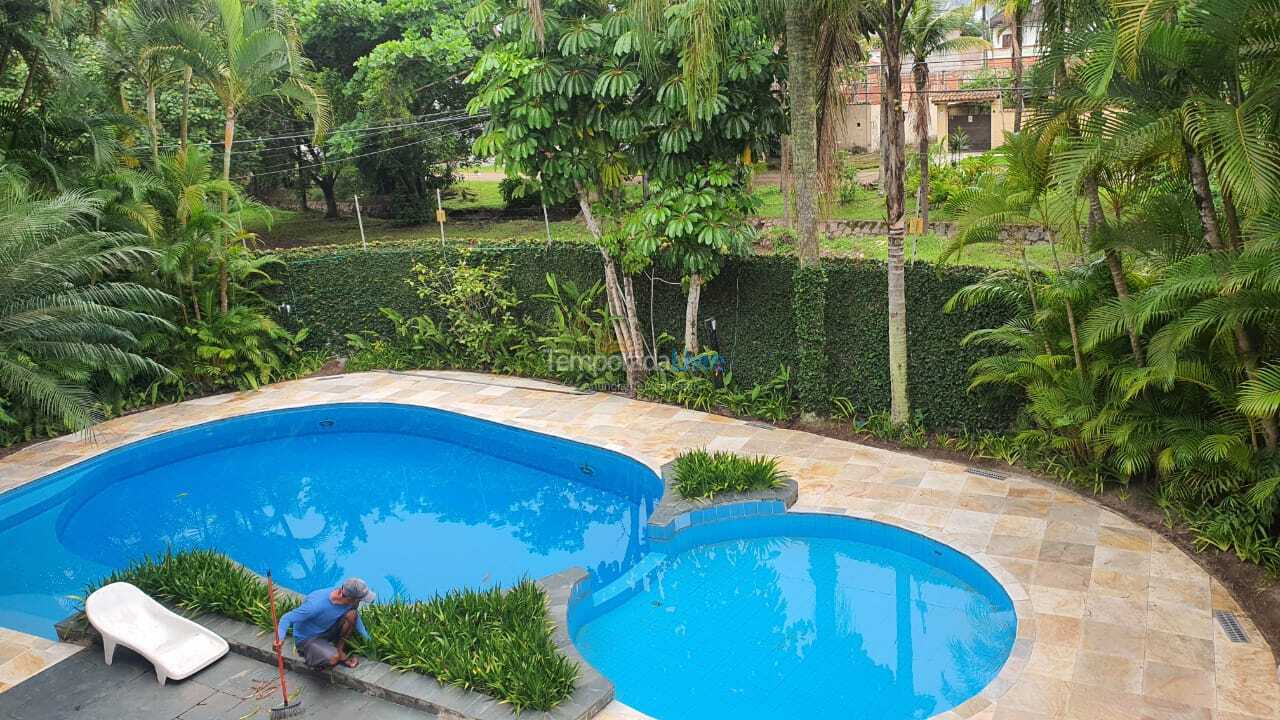 Casa para alquiler de vacaciones em Guarujá (Enseada)