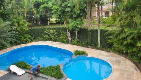 Beautiful house just 200 m from the beach of Enseada