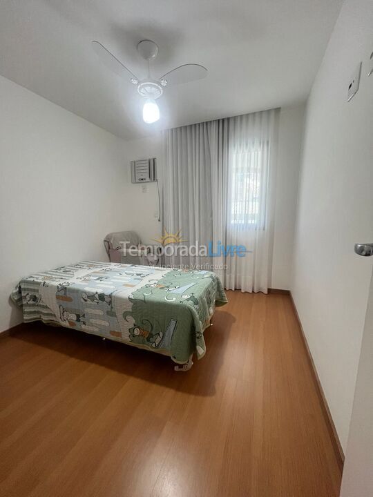 Apartamento para aluguel de temporada em Vila Velha (Praia da Costa)