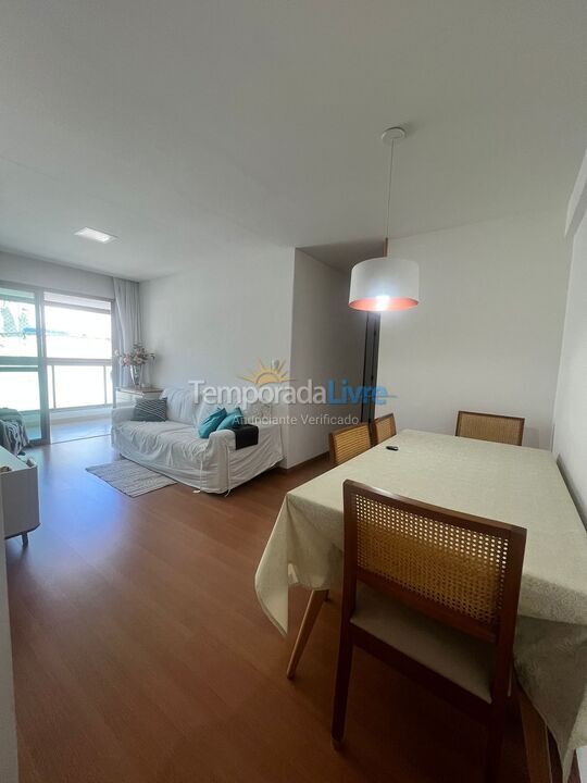 Apartamento para aluguel de temporada em Vila Velha (Praia da Costa)