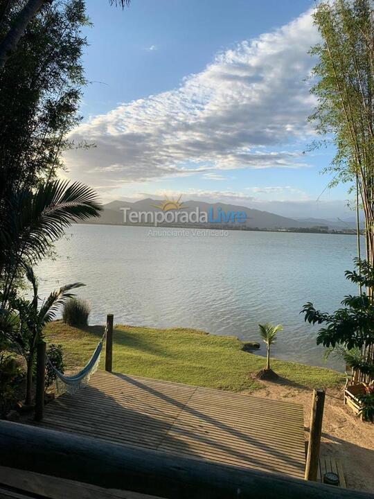 Casa para aluguel de temporada em Imbituba (Praia de Ibiraquera)