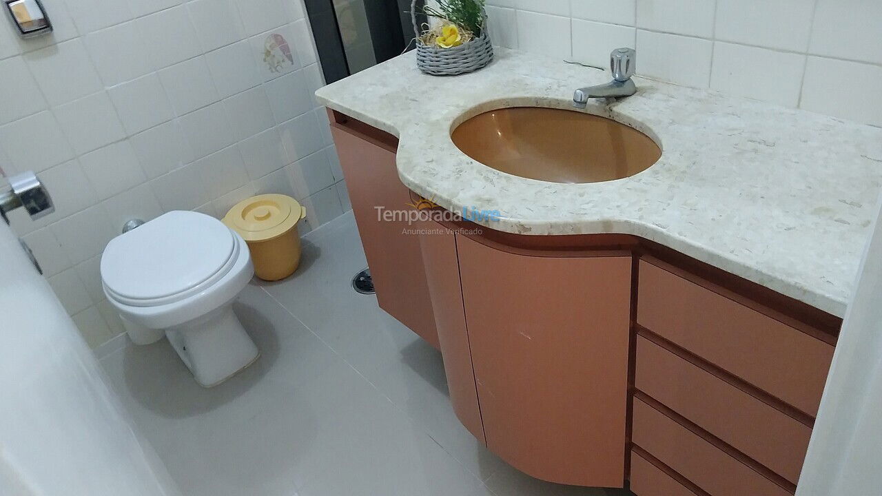 Apartamento para aluguel de temporada em Guarujá (Enseada)