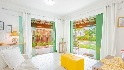 Excelente Casa 4 Suítes em Guarajuba com Piscina e Wi-fi