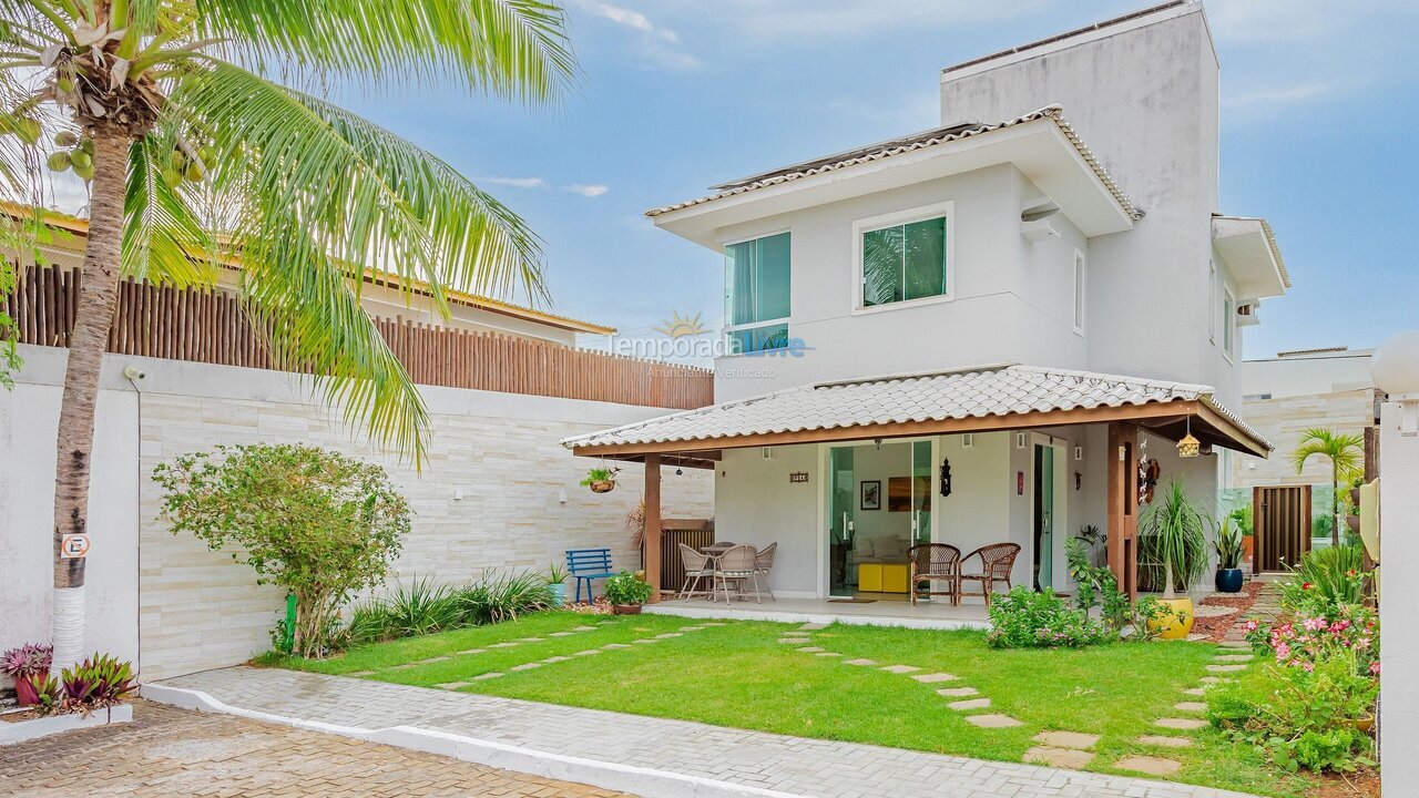 Casa para aluguel de temporada em Camaçari (Praia de Guarajuba)