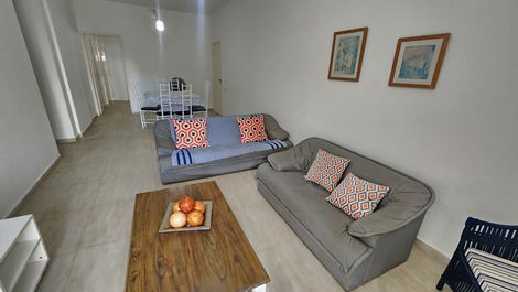 Pitangueiras 2 bedrooms 50 m from the sea near Sobre As Ondas, 1 space