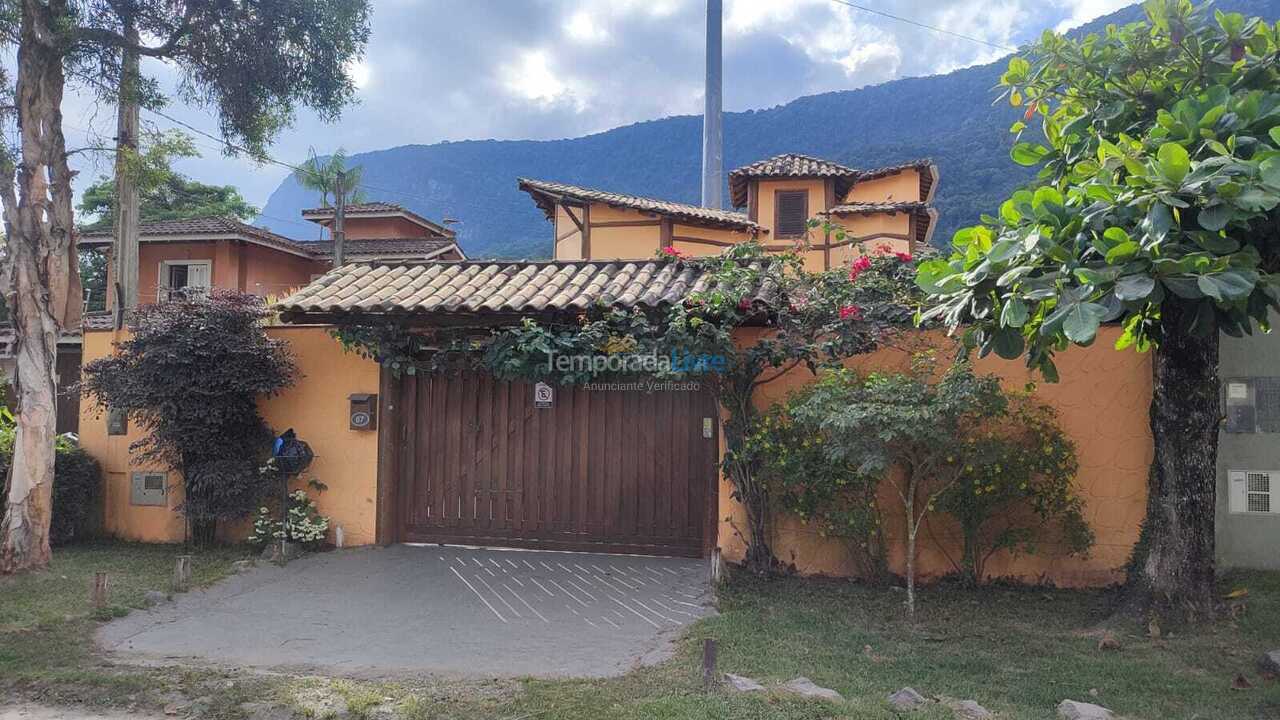 Casa para aluguel de temporada em São Sebastião (Praia do Guaeca)