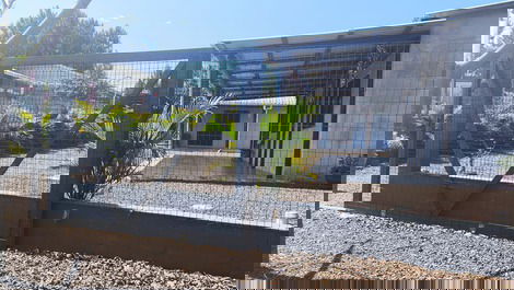 2 casas espaçosas e aconchegantes