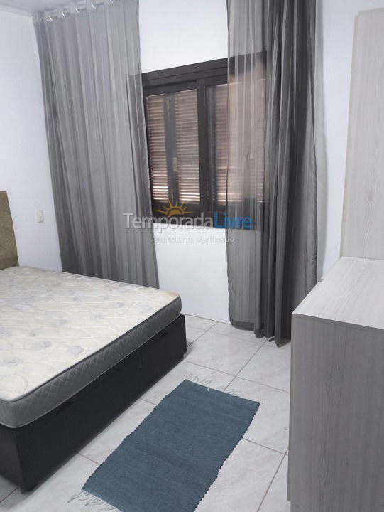 Casa para aluguel de temporada em Torres (Itapeva Norte)