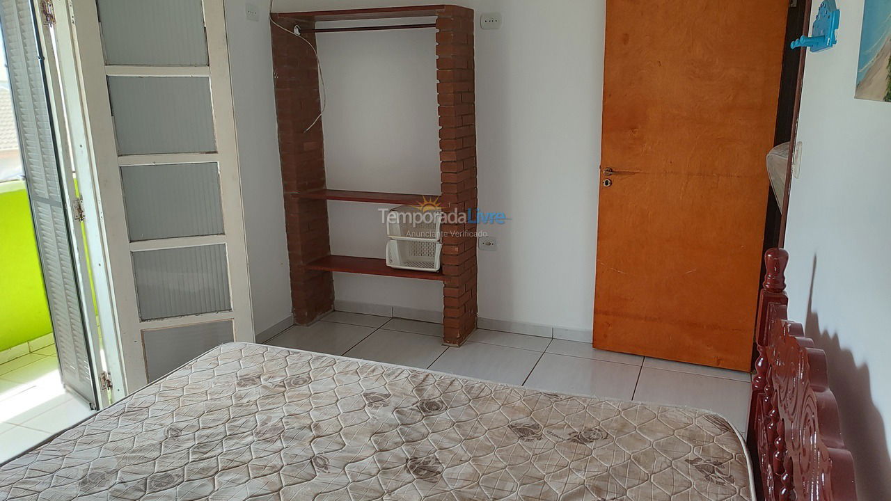 Casa para aluguel de temporada em São José dos Campos (Pontal Santa Marina)