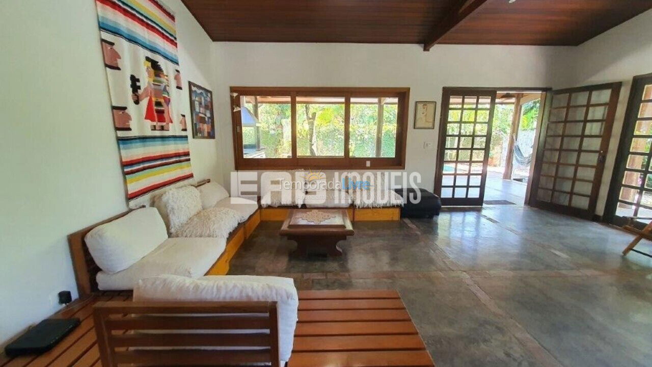 Casa para aluguel de temporada em Ubatuba (Praia de Itamambuca)