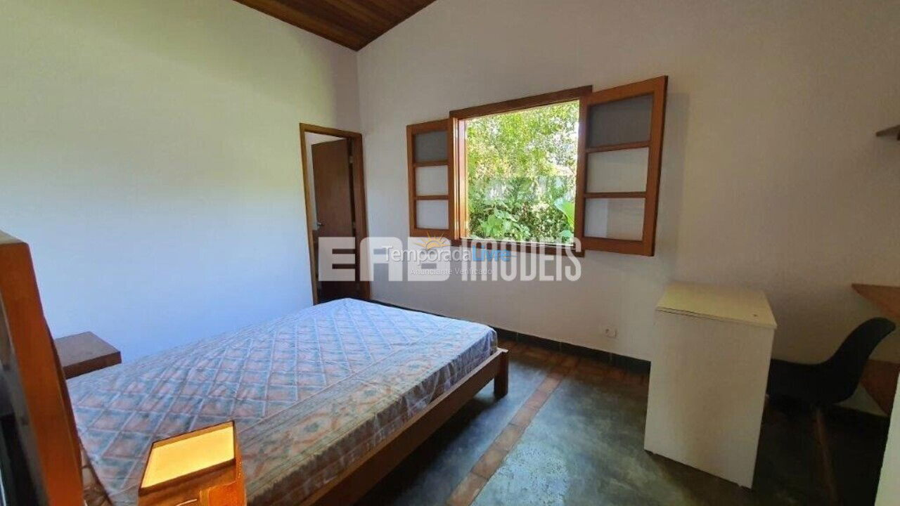 Casa para aluguel de temporada em Ubatuba (Praia de Itamambuca)