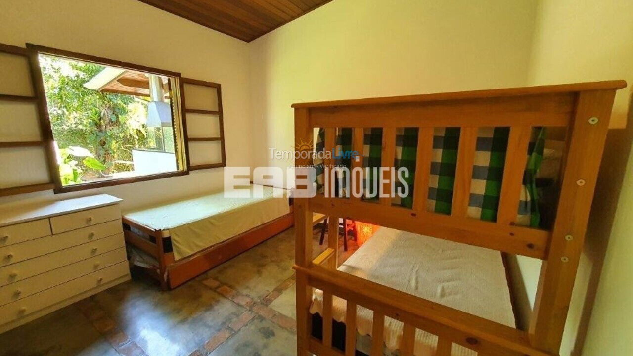 Casa para aluguel de temporada em Ubatuba (Praia de Itamambuca)