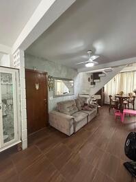 Great apartment on the court of the sea