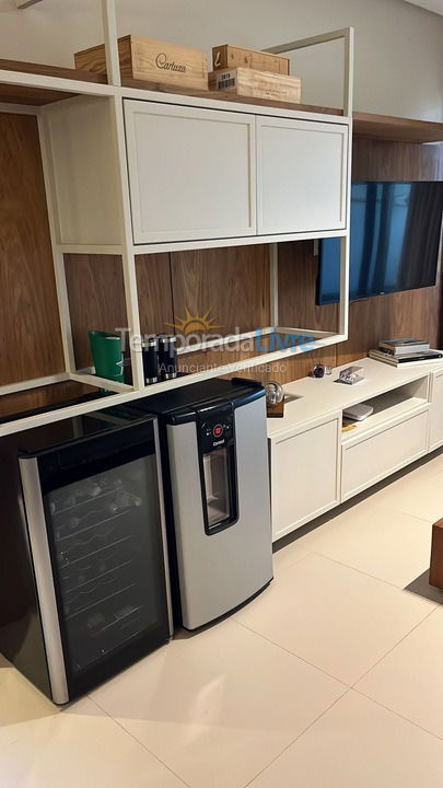 Apartamento para aluguel de temporada em Camaçari (Itacimirim)