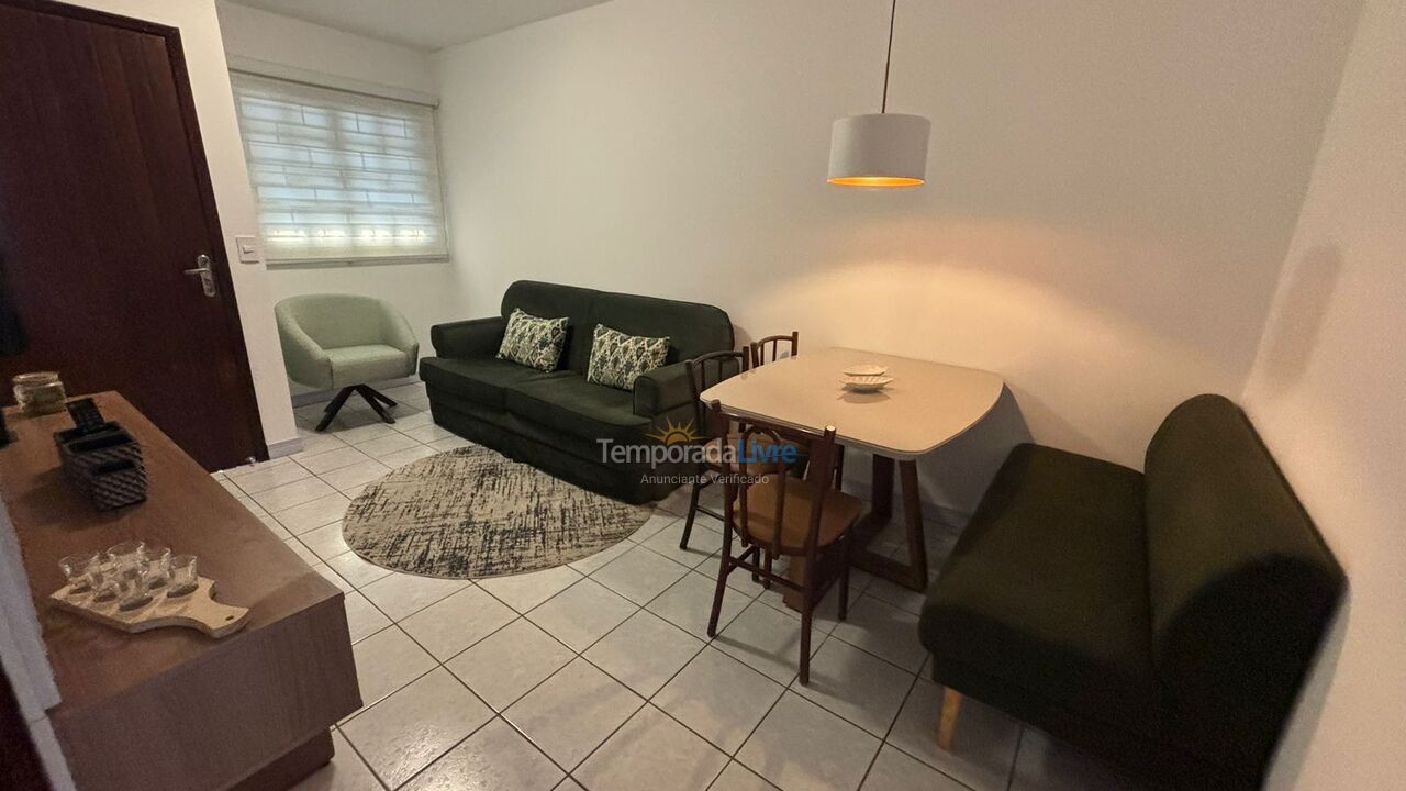 Casa para aluguel de temporada em Curitiba (São Loureço)