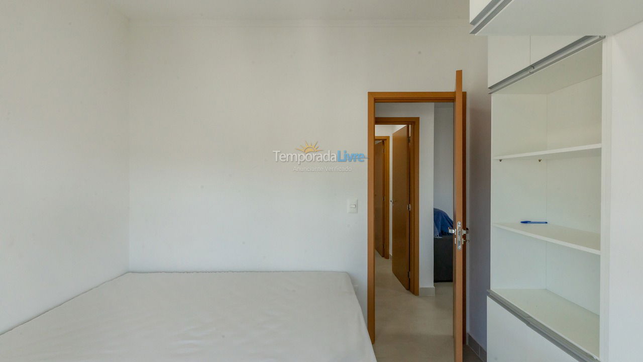 Apartment for vacation rental in Ubatuba (Praia das Toninhas)