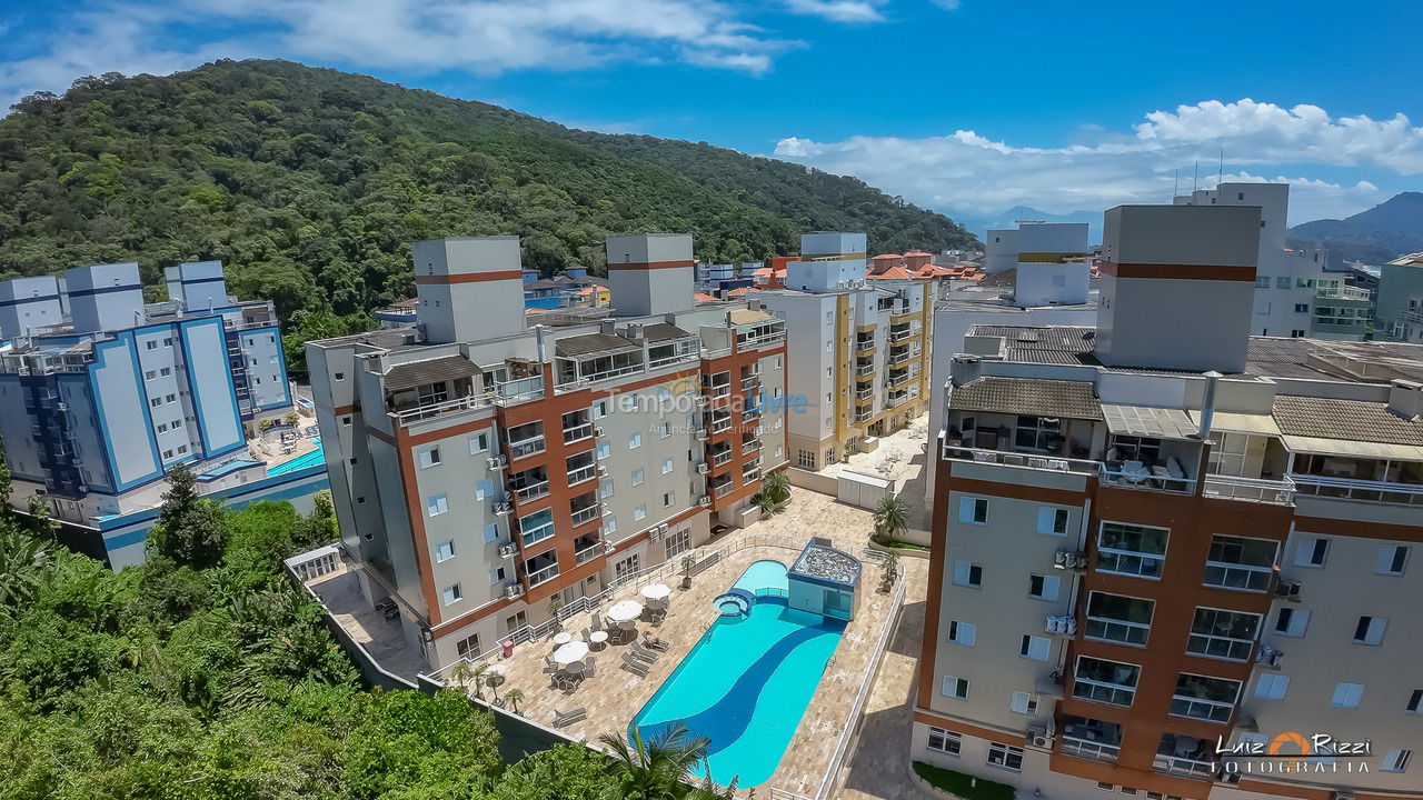 Apartamento para aluguel de temporada em Ubatuba (Praia Grande)