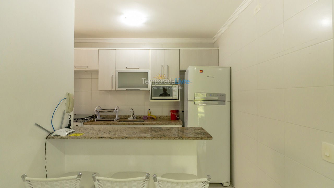 Apartamento para aluguel de temporada em Ubatuba (Praia Grande)