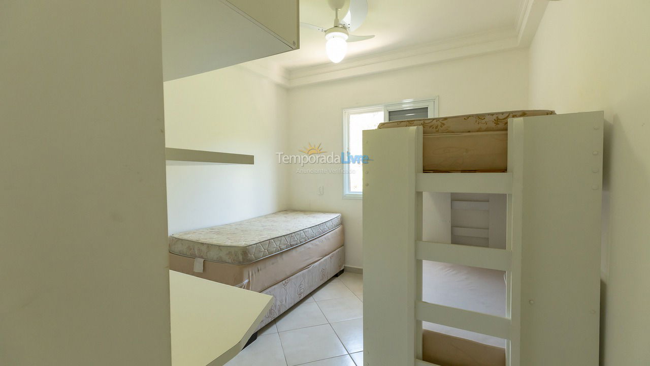 Apartamento para aluguel de temporada em Ubatuba (Praia Grande)