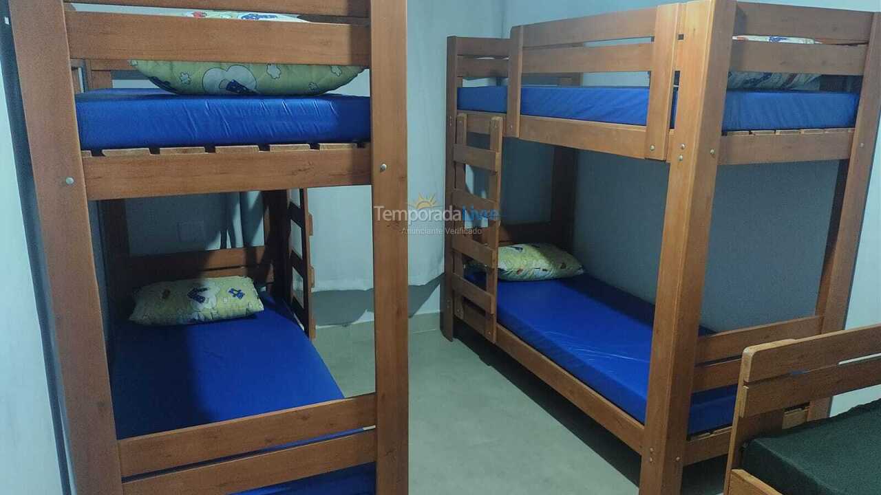 Apartamento para aluguel de temporada em Guarujá (Enseada)