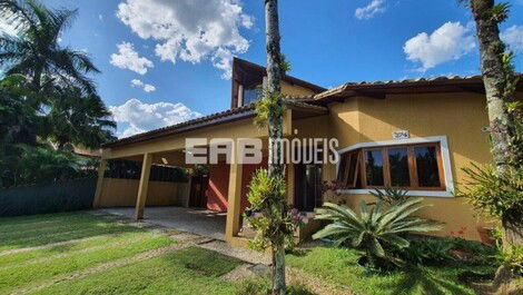 House with pool for seasonal rental in Itamambuca, Ubatuba